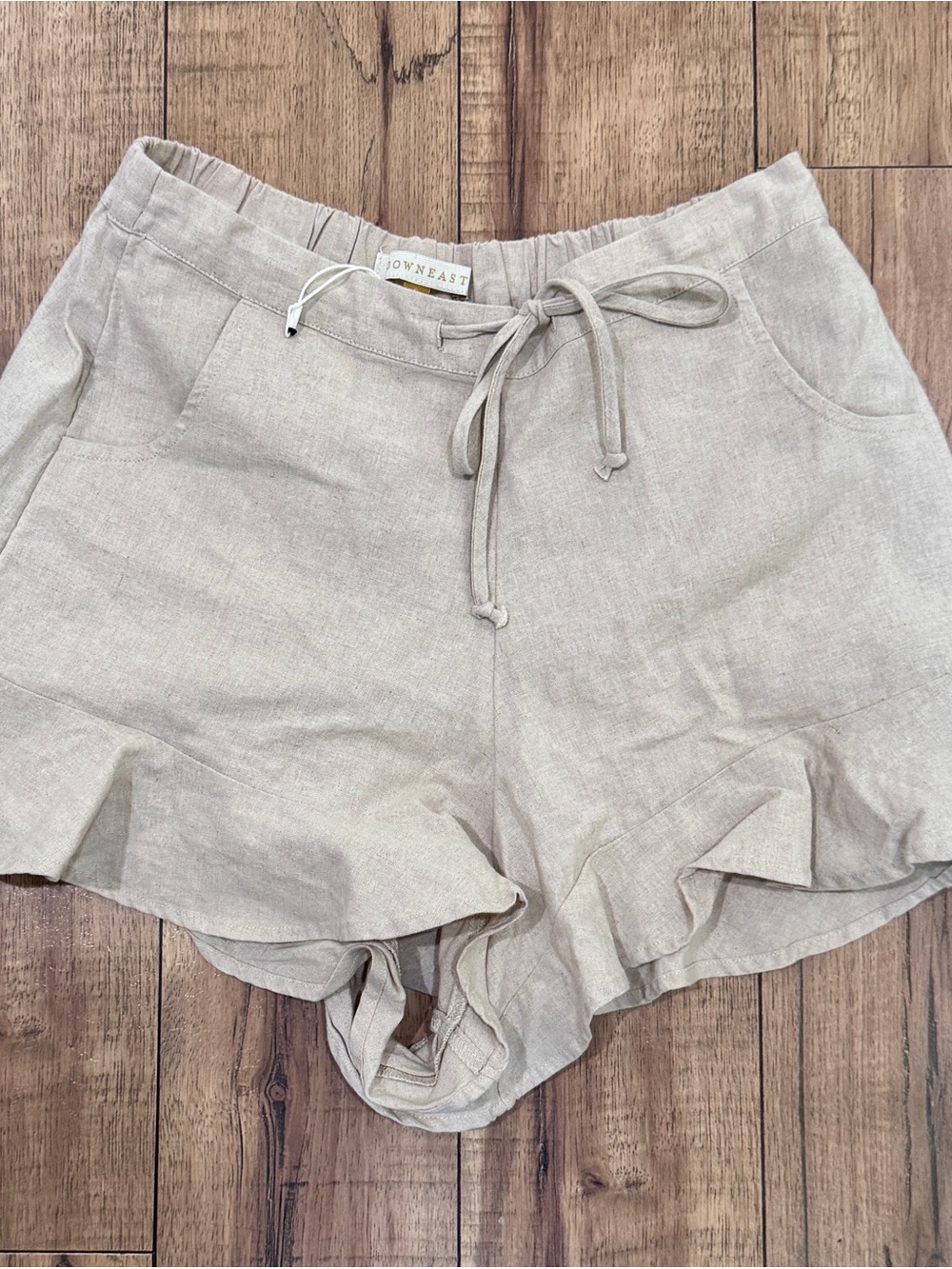 DownEast Cream Ruffle-Hem Drawstring Shorts - Picture 3 of 5